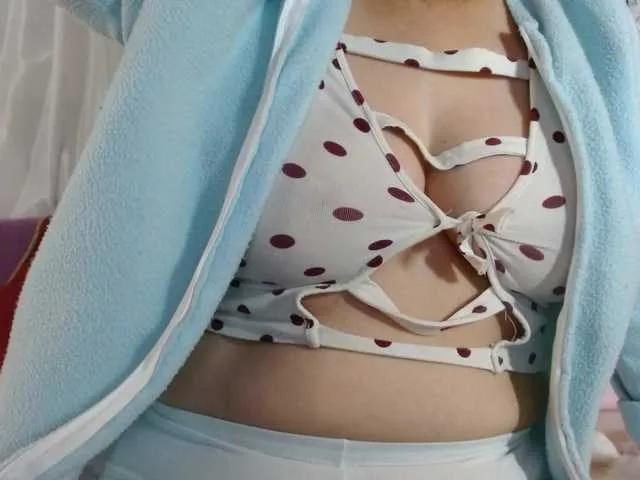 Amatista1 on BongaCams 
