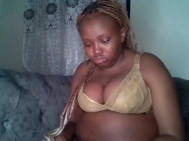 Amiramunch on BongaCams