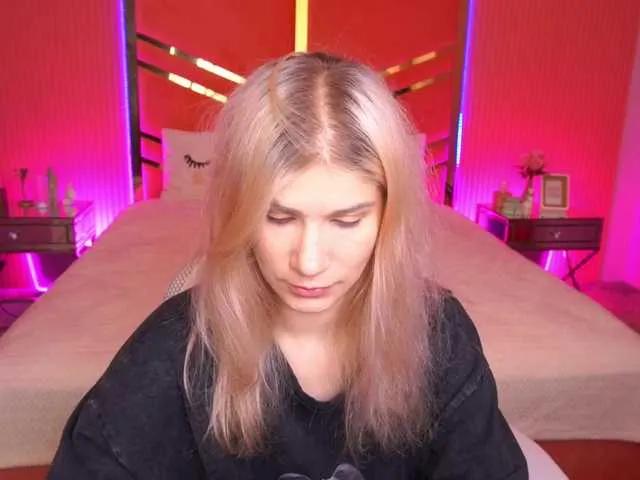 CassandraGood on BongaCams 