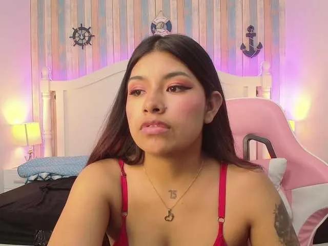 ChantalPetit on BongaCams