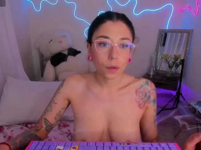 Goddestatto on BongaCams 