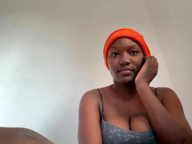 hoelygrail on BongaCams