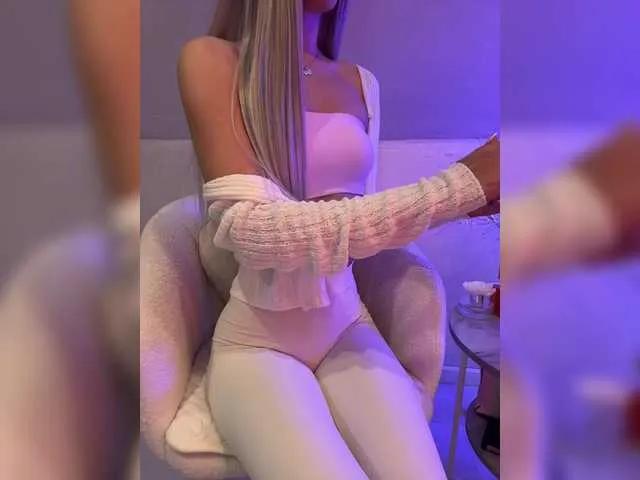 HollyPolly111 — Freechat on BongaCams
