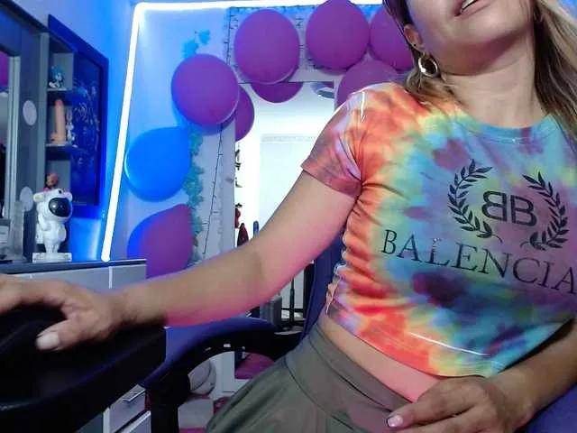 hot-sexy-bunny on BongaCams