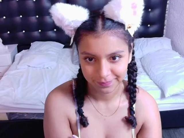 KINKY-STEPSIS18 on BongaCams