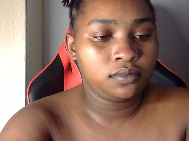 Mayer- — Freechat on BongaCams