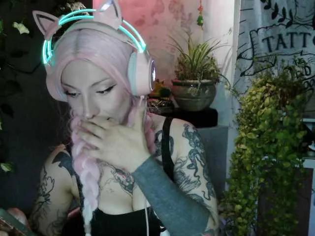 Mini0Melloo on BongaCams 