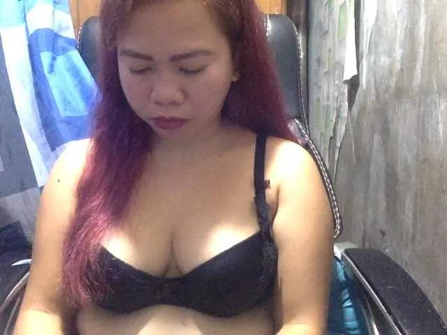 Pinnky69 on BongaCams 