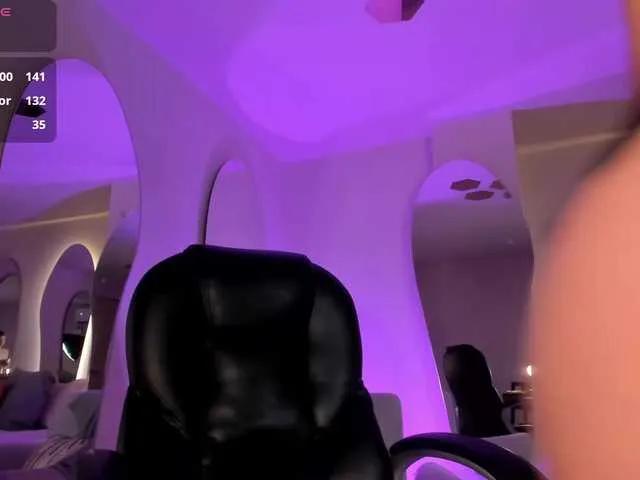 RebeccaHudson on BongaCams 
