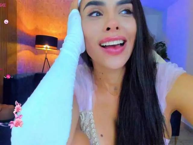 sarah-stonne on BongaCams