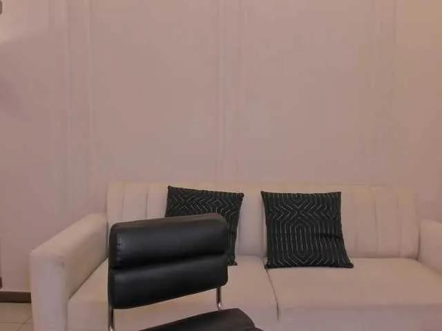 SunnyRiversX on BongaCams 