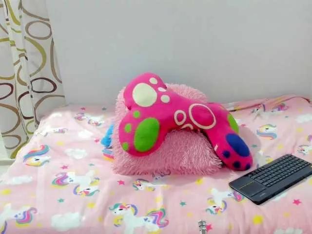 sweetnia on BongaCams 
