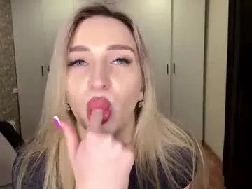 albertinadez on Chaturbate