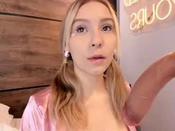 alyamonroe on Chaturbate 