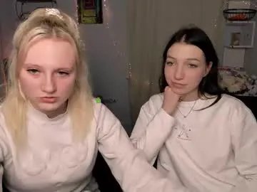 anita_love3 — GOAL: spank ass [105 tokens remaining] Welcome to my room! #feet #blonde #shy #18 #new