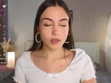 appleeepie — Hello, i'm Vicki! FIRST 10,000!!! My Private is OPEN #18 #shy #lovense #bigass #new  GOAL:toples [55 tokens remaining]
