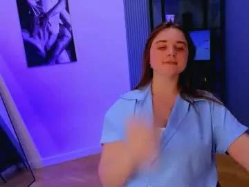 bettycollier — START [200 tokens left] my first day #new #teen #18 #curvy #nonude