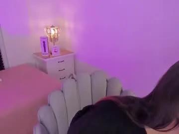 cherrylady2 — GOAL: Cum show [546 tokens remaining] I wanna explode of pleasureLovense on #trans #cum #latina #smallcock #lush