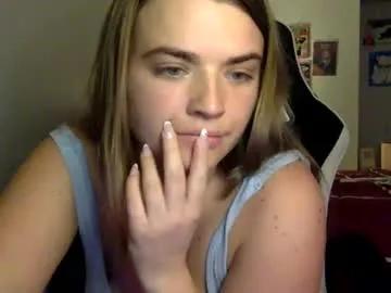 chloesays — hangout with meee   #curvy #natural #bigboobs #pvtshows