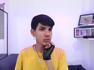 david_925_ — GOAL: Naked + Oral+ Dildo with condensed milk [80 tokens remaining] WelCUM guys!Tip menu is active /tipmenu to see it #latino #bbc #feet #bigdick #18