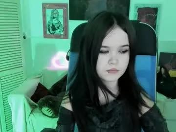 elainebeness — GOAL: ksdfg [552 tokens remaining] welcome to lovers of techno, house, electro music #teen  #smoke #music #piercing  #chillchat #dance #skinny #cutie #nonude #bi