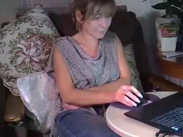 ellajohnsonx on Chaturbate 