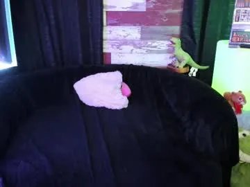 elle4you on Chaturbate 