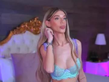 ellieredd on Chaturbate 