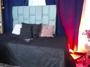 emilyy05_ on Chaturbate