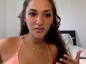 emmababy2322 on Chaturbate 