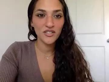 emmababy2322 on Chaturbate 