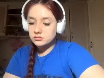 fairy_glimmer — GOAL >Biggest smile ever <3< #new #18 #redhead #cute #shy [20 tokens remaining]