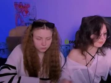 foxy_tease_ — GOAL: handbra [229 tokens remaining] Welcome to my room! #18 #redhair #nonude #young