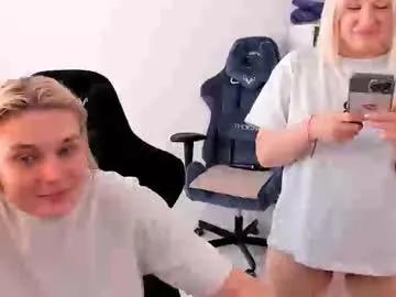 hottyblonds on Chaturbate 