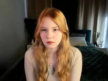 julia_anis — Stand up ans spun around [20 tokens left] #new #young #18 #nonude #redhead