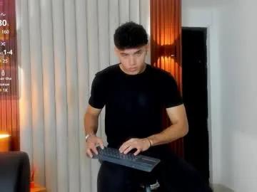 justin_mack — MASTURBATION X 10 MIN [299 tokens left] cum explosion in my room #bigcock #cumshow #muscle #latino #bigcock
