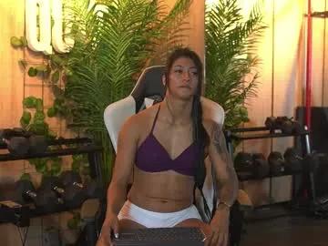 kim_beckett — #fit #smile #muscle #smalltits #ebony [1999 tokens remaining]