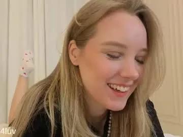 l1n4luv — Hiii, my name Lina !!!! Goal: take off top  #shy #18 #blonde  #bigboobs [346 tokens remaining]