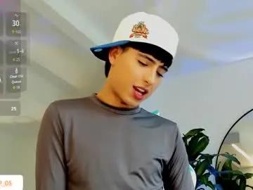 liam_055 — cum  #asian #twink  #latino #lovense   #18 [4940 tokens remaining]