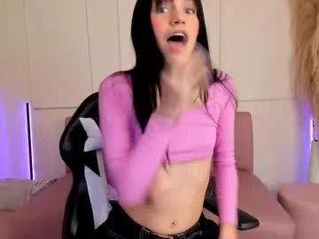 lilily_lv on Chaturbate 