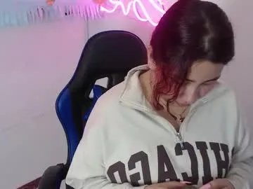 littlee_red on Chaturbate 