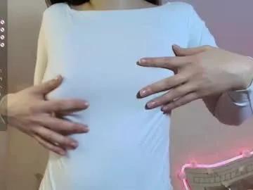 lucie537 — GOAL: Suck fingers close up [25 left]   EPIC GOAL: Eat a festive cake in honor of 15k subscribers! love you!! [999 left]  #teen #shy #natural #puffynipples #bigass