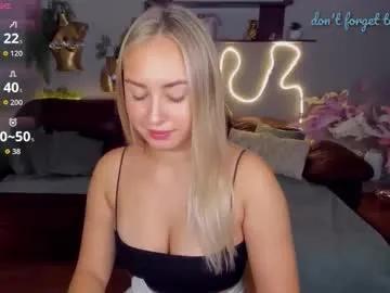 margosugar — make me smile  38 remaining to goal! #lovense #femdom #bigass #teen #mistress