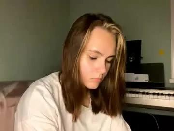 mariamcleverley — Goal: take off top & handbra! Hello everyone I'm Mia would be glad to meet you and have a good time^^ #shy #skinny #18 #bigass #new [79 tokens remaining]