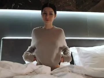 milla_bella on Chaturbate