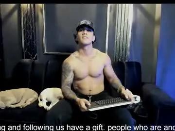 mr_maximo on Chaturbate 