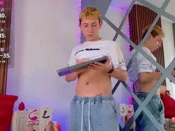 naughty__chris — Get naked  #twink #lovense #gay #18 #cute [49 tokens left]