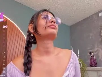 nayecloud on Chaturbate