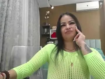 rebecablackx on Chaturbate