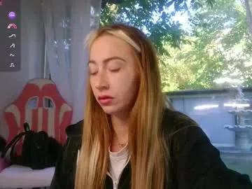 reina_cummings — #new #blond #bigass #bigboobs #squirt - Multi Goal: RIDE DILDO TILL I CUM [4444 tokens left]